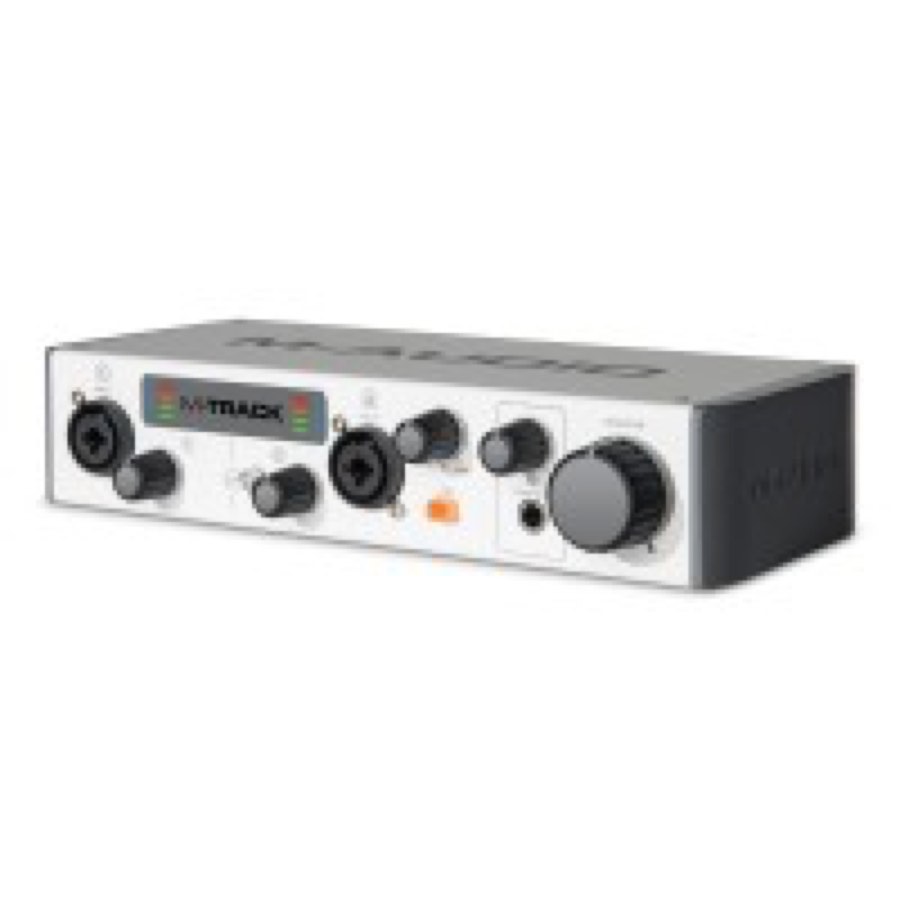 M-Audio MTrack II Звуковая карта внешняя